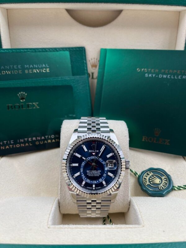 2cb52621-09b9-5eb1-a076-ee5b1d840e91.jpg Rolex Sky-Dweller 336934