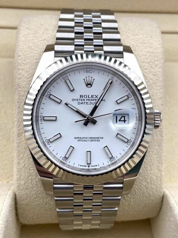 3c1df08a-bb64-569d-be5a-4f885bee9ea6.jpg Rolex Datejust 41mm 126334