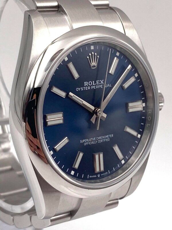 7030af0c-62a8-55cc-a53a-36d5bcb88519.jpg Rolex Oyster Perpetual 124300