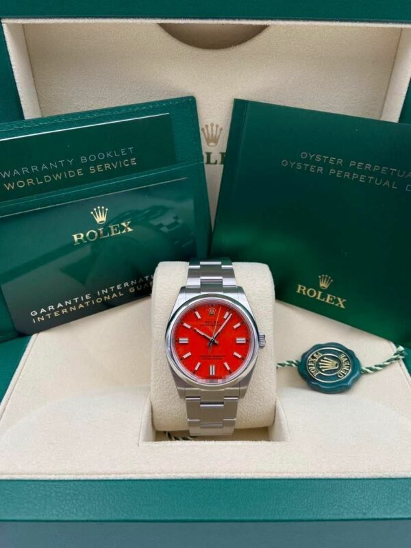 Rolex Oyster Perpetual 126000 - Watch Limit