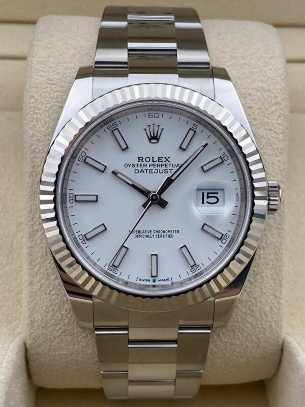 b2084e06-a34e-5a9c-9299-bf9e1c0908fc.jpg Rolex Datejust 41mm 126334