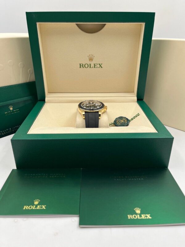 b23e2c71-cbaa-5372-bc63-3866ac9677b1.jpg Rolex Yacht-Master 226658