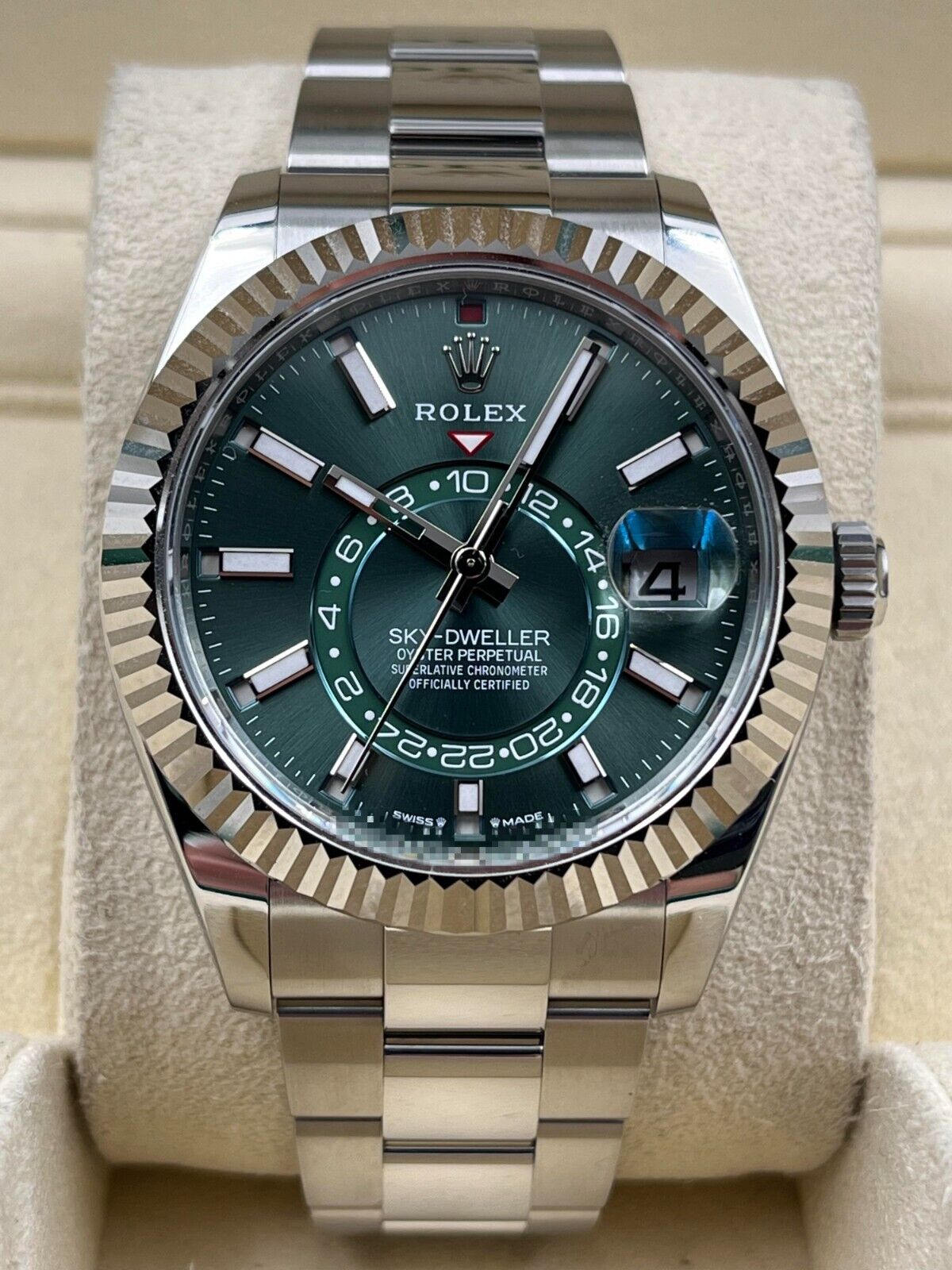Rolex Sky-Dweller 336934 - Watch Limit