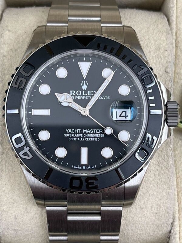 bf063cfd-7967-502d-bdd7-08ba02ef18ad.jpg Rolex Yacht-Master 226627
