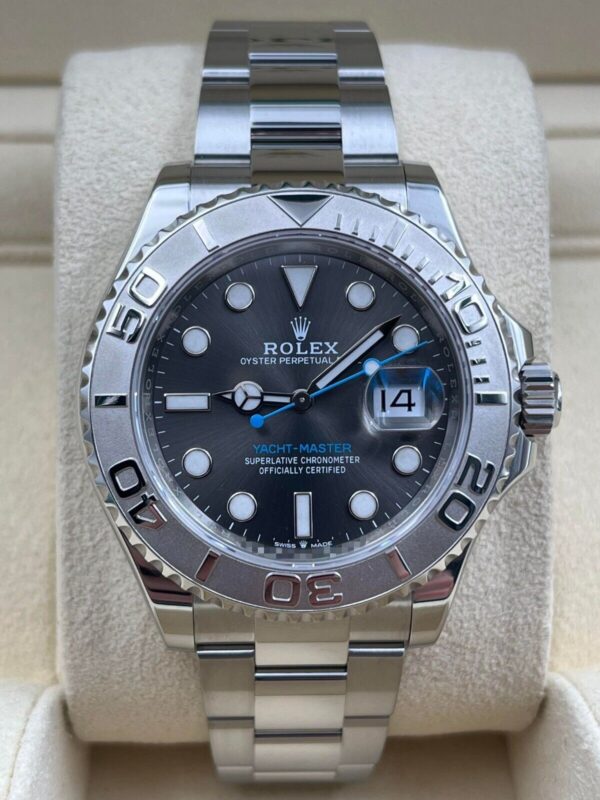 c6d44593-c080-5b97-8bbb-43ed0d825ae2.jpg Rolex Yacht-Master 126622