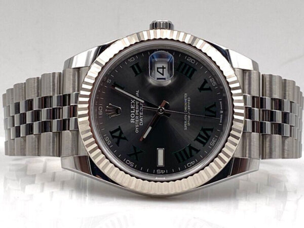 effe088c-ffd3-57fb-8c45-4baa34ce1a9c.jpg Rolex Datejust 41mm 126334