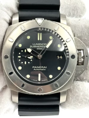 Panerai Luminor Submersible PAM00364