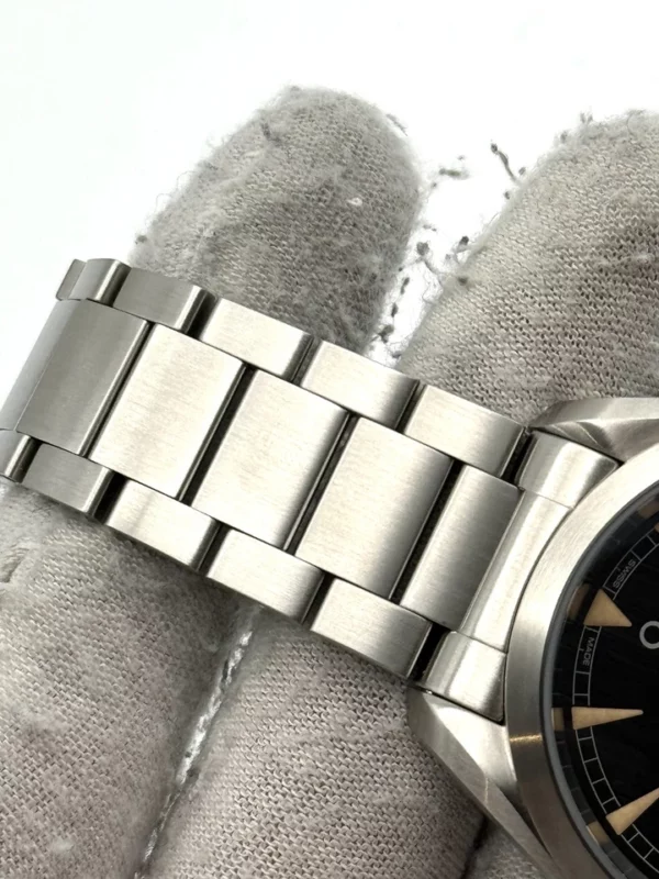 Omega Railmaster 220.10.40.20.01.001