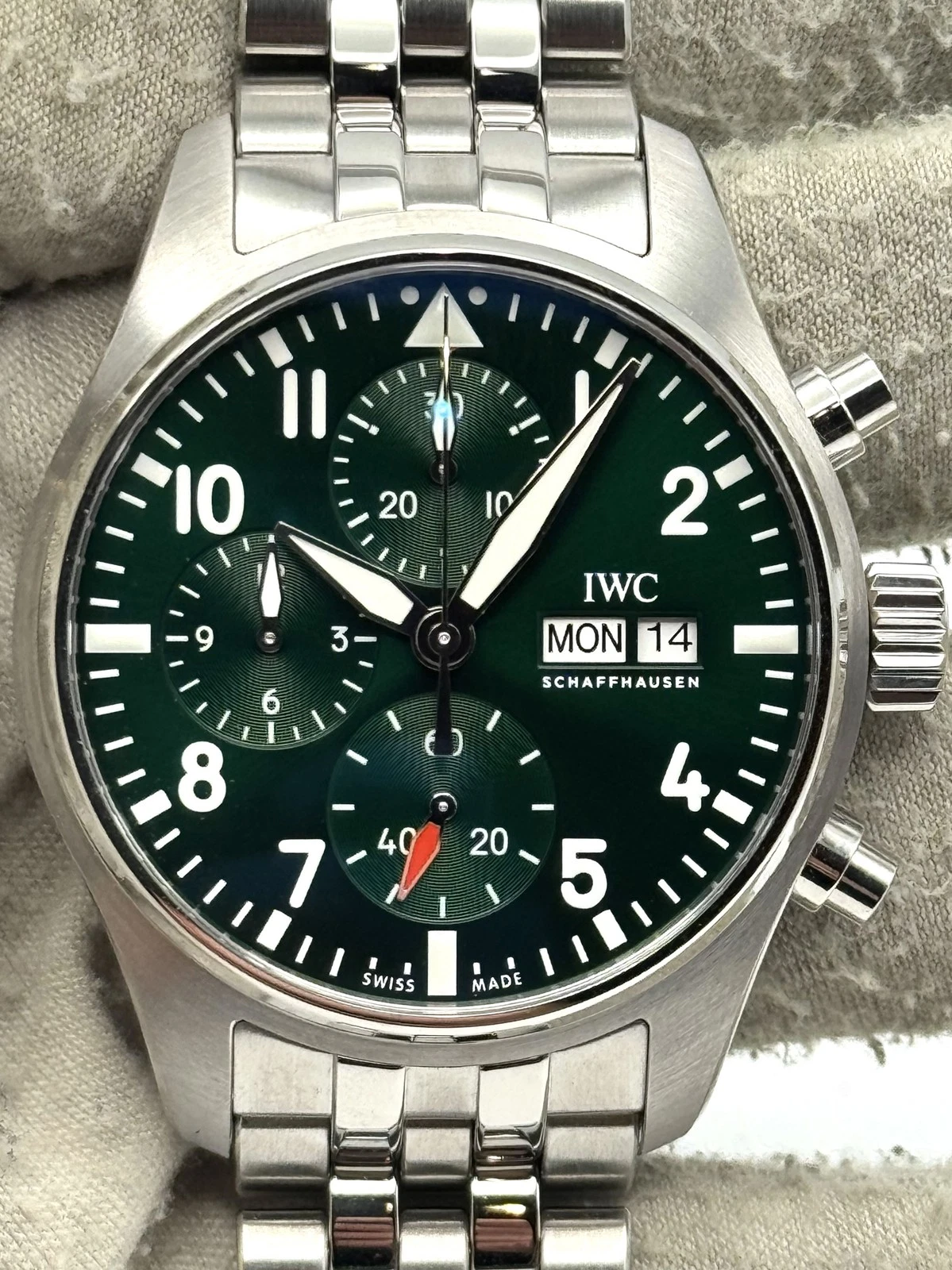 IWC Pilot Chronograph IW388104 - Watch Limit
