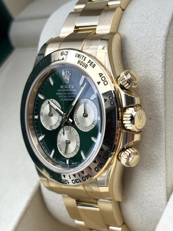 126508 Green Unworn 8 (1) Rolex Daytona 126508