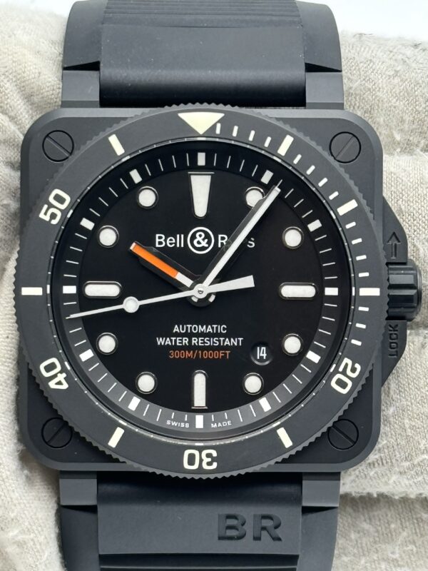 水ディスペンサー Believe Bell & Ross Diver BR0392-D-BL-CE/SRB - Watch Limit