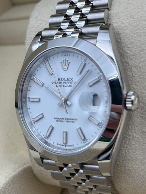 6c9714bc-c057-5e01-ae30-cd3f6fef7188 Rolex Datejust 41mm 126300