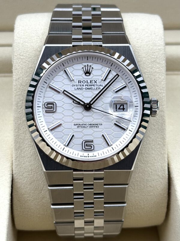 Rolex Land-Dweller 127334 - Watch Limit