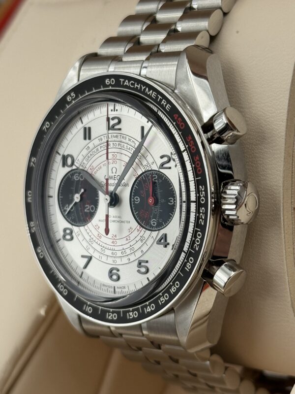 Omega Speedmaster Chronoscope 329.30.43.51.02.002