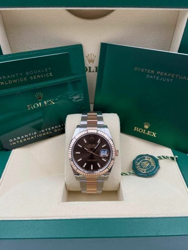 e3cfb41e-47d8-52ef-84bb-67ddc85c6ba2 Rolex Datejust 41mm 126331