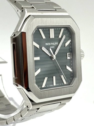 35360ada-5032-57ec-9d43-e7c23b708e1e Patek Philippe Cubitus 5821/1A