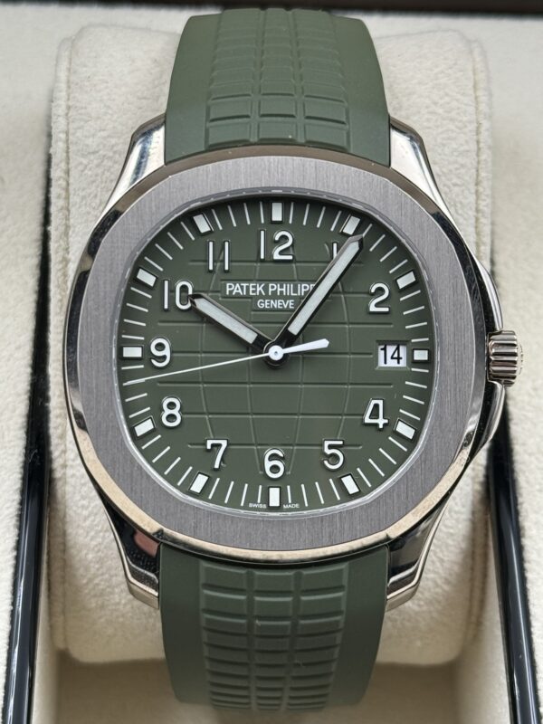 3ff5a249-ba37-5b66-b5ec-5425318c04b8 Patek Philippe Aquanaut 5168G