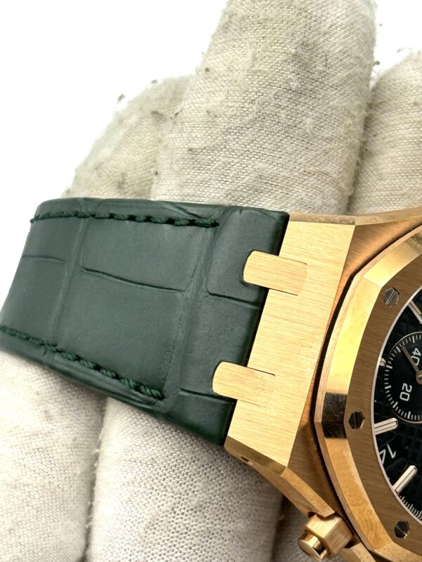 Audemars Piguet Royal Oak 26240OR - Watch Limit