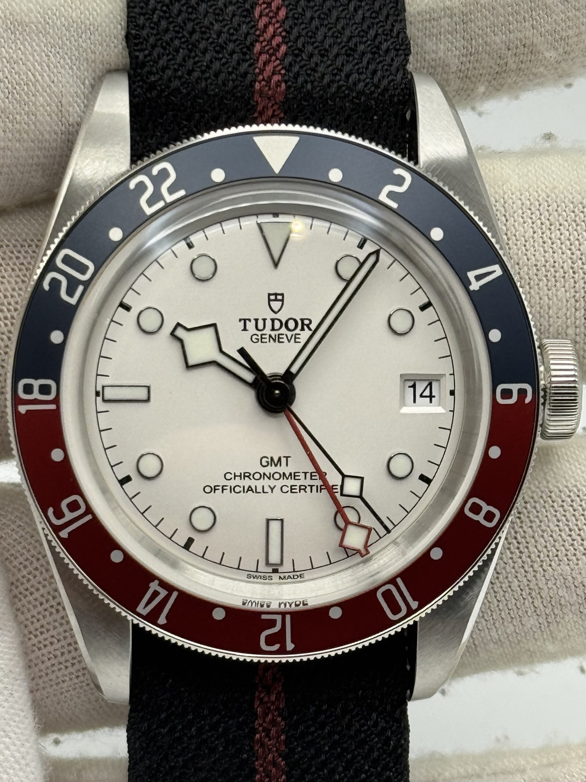 TUDOR Black Bay GMT 79830RB 自動巻き Tudor Black Bay GMT 79830RB - Watch Limit